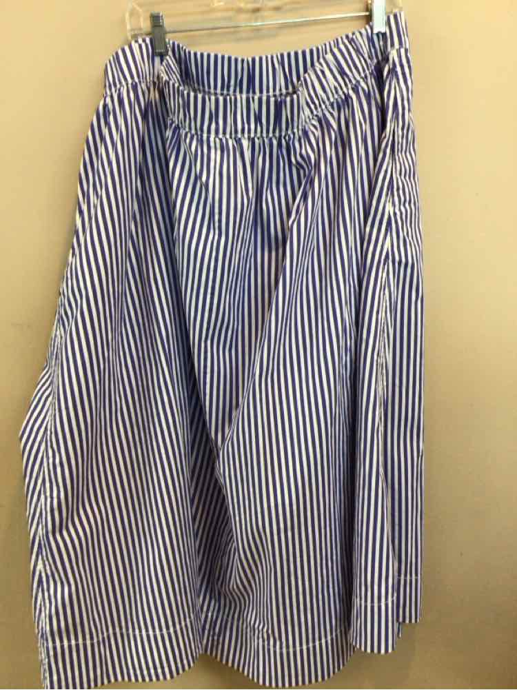 ST JOHN'S BAY SIZE 3 X Ladies SKIRT