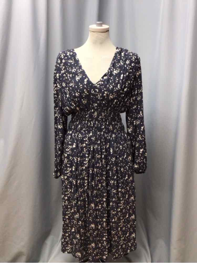 A NEW DAY SIZE LARGE Ladies DRESS