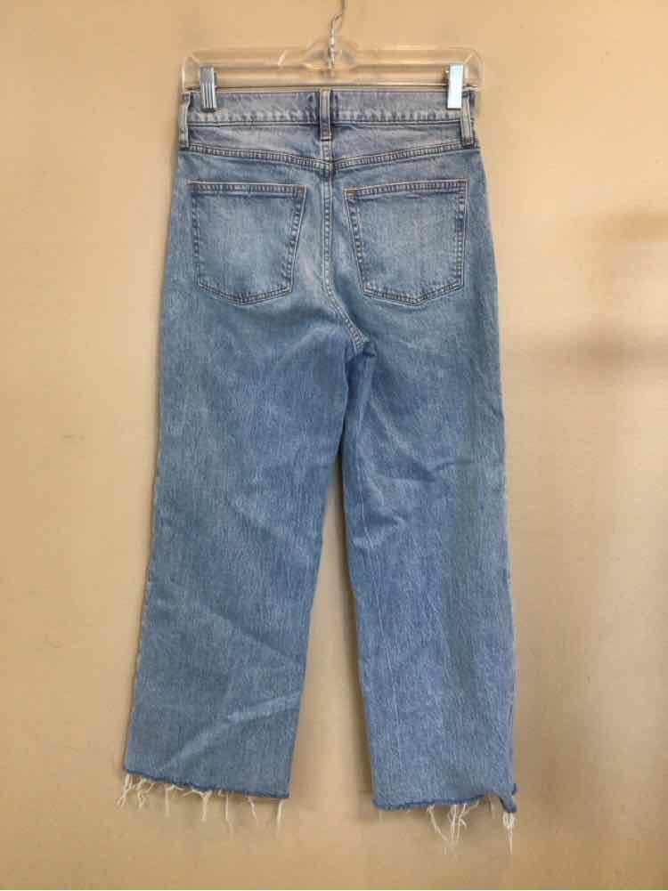 J CREW SIZE 25 Ladies JEANS