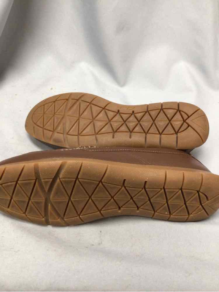 SIZE 10 1/2 CLARKS Men's SHOES