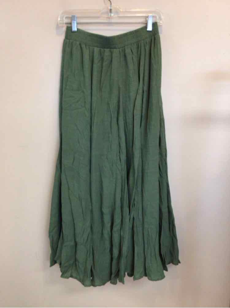 SCARLET DARKNESS SIZE SMALL Ladies SKIRT
