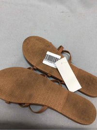 TKEES SIZE 7 Ladies SHOES