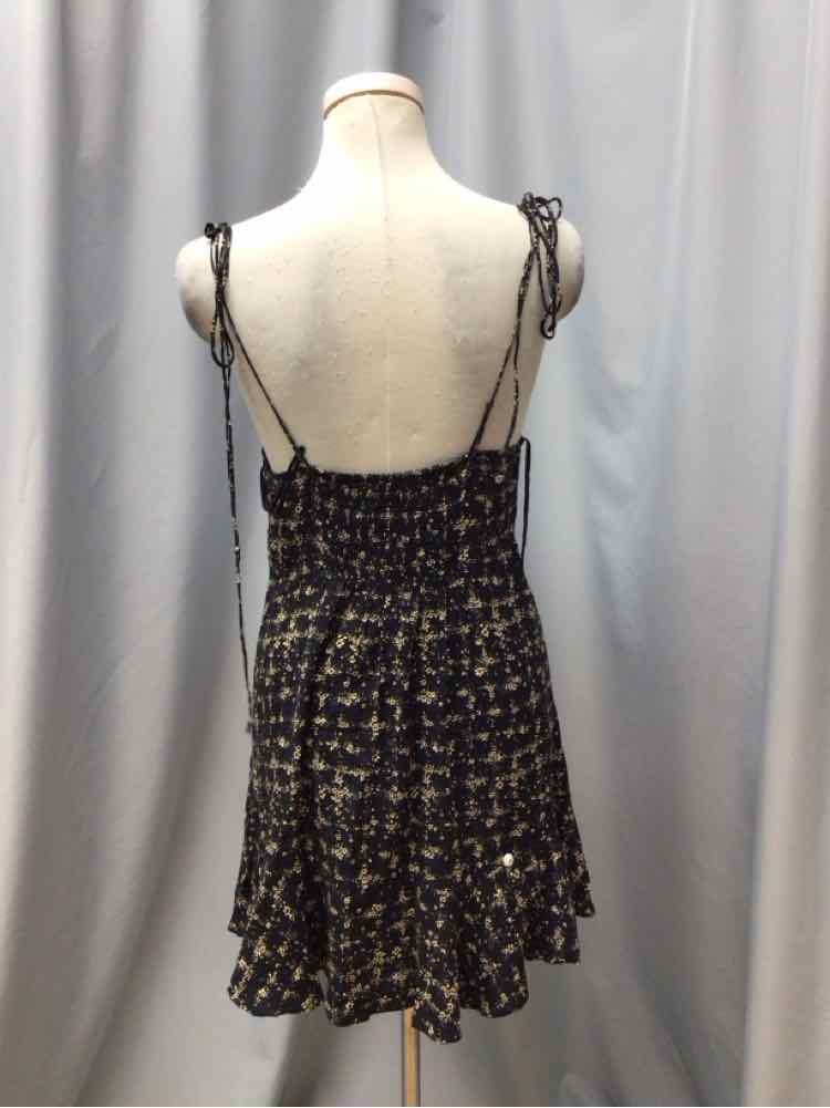FREE PEOPLE SIZE SMALL Ladies DRESS