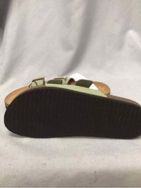 MOUNTAIN SOLE SIZE 9 Ladies SHOES