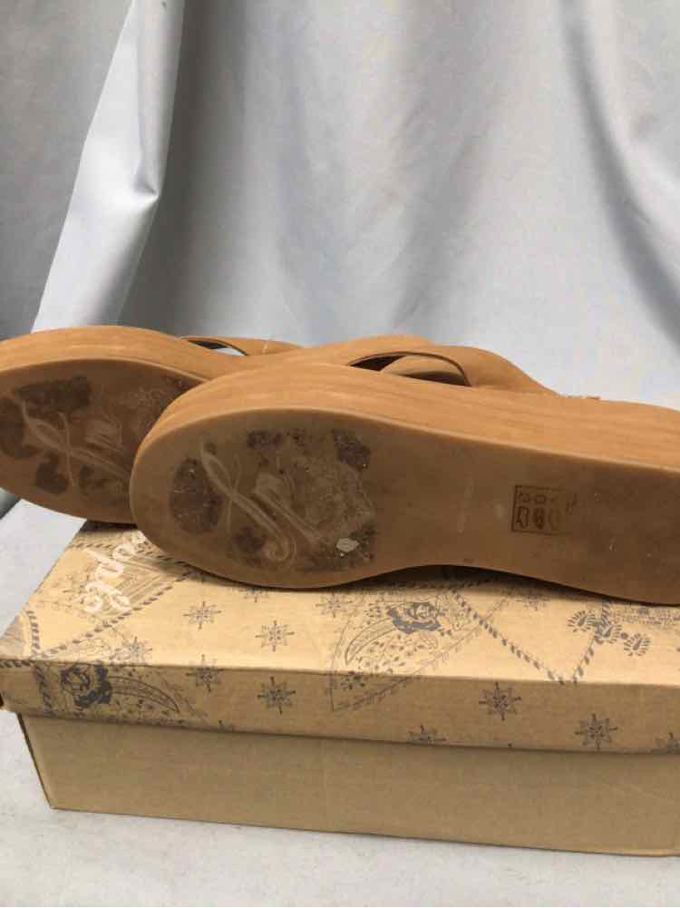 FREE PEOPLE SIZE 40 Ladies SHOES