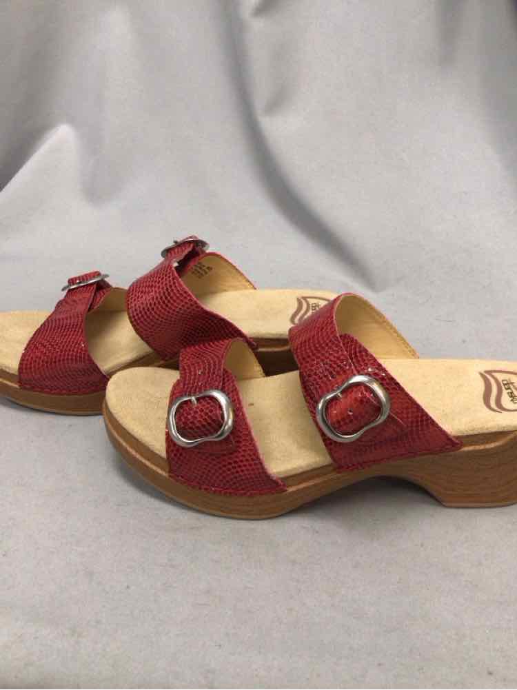 DANSKO SIZE 40 Ladies SHOES
