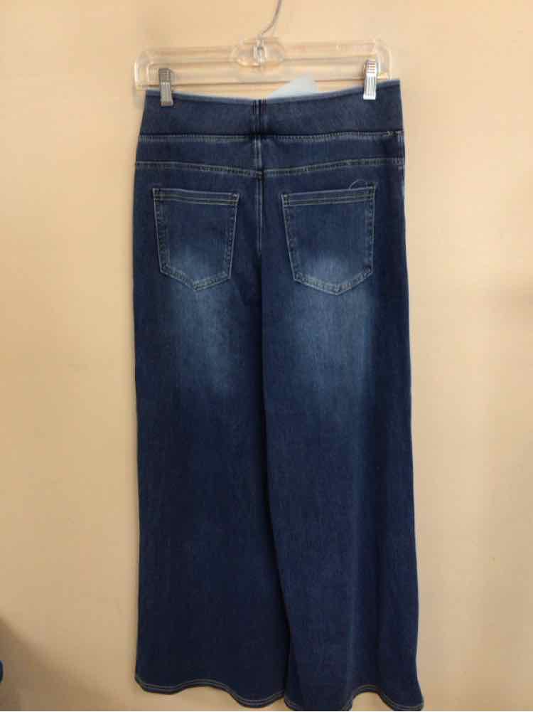 HALARA SIZE MEDIUM Ladies PANTS