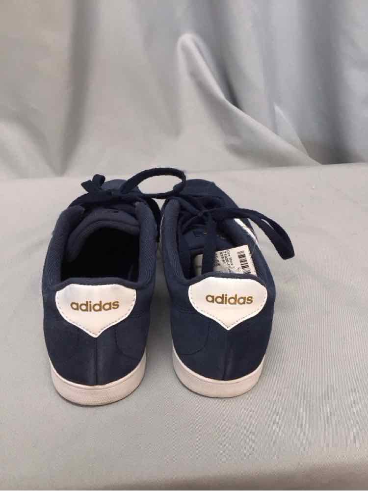 ADIDAS SIZE 9 Ladies SHOES