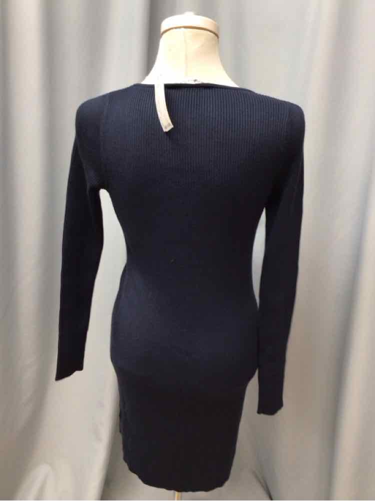 ABERCROMBIE & FITCH SIZE MEDIUM Ladies DRESS