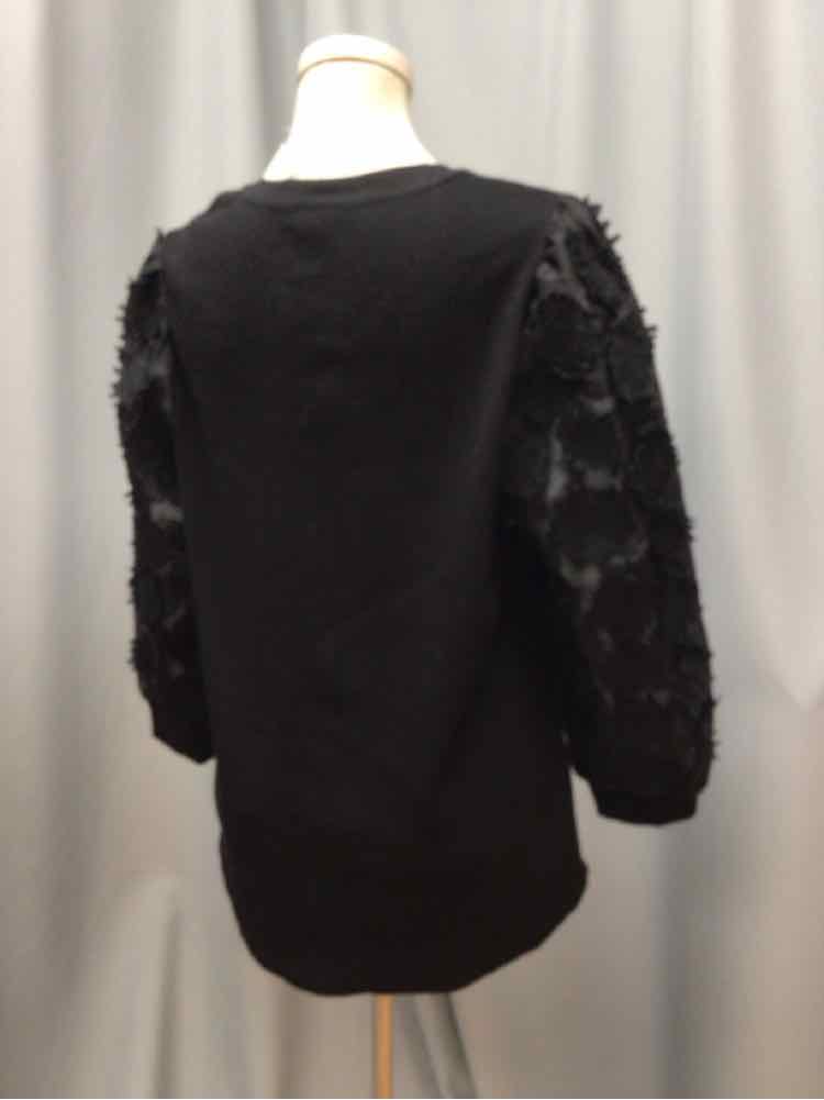 CHICOS SIZE LARGE Ladies TOP