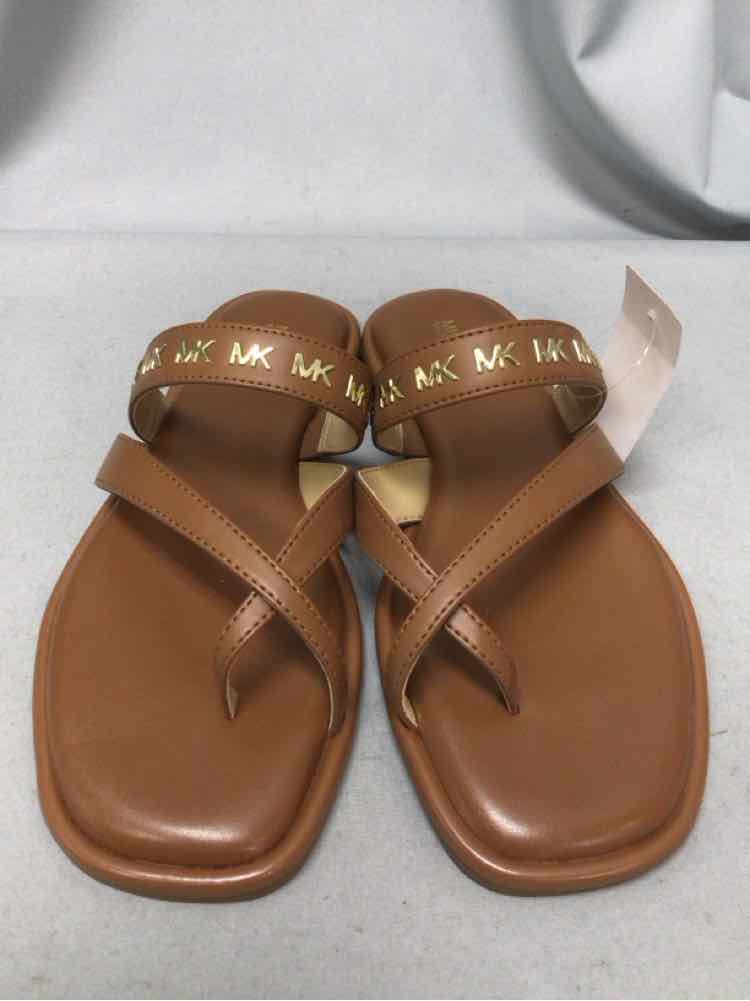 MICHAEL KORS SIZE 7 Ladies SHOES