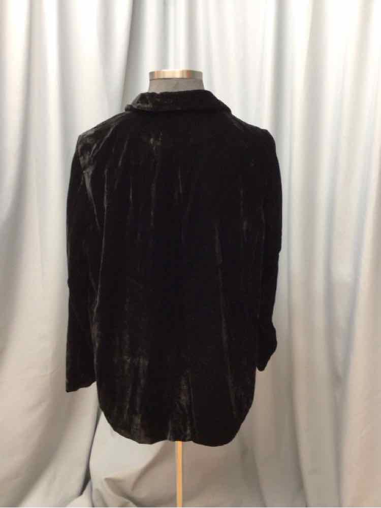 TORRID SIZE 3 X Ladies BLAZER