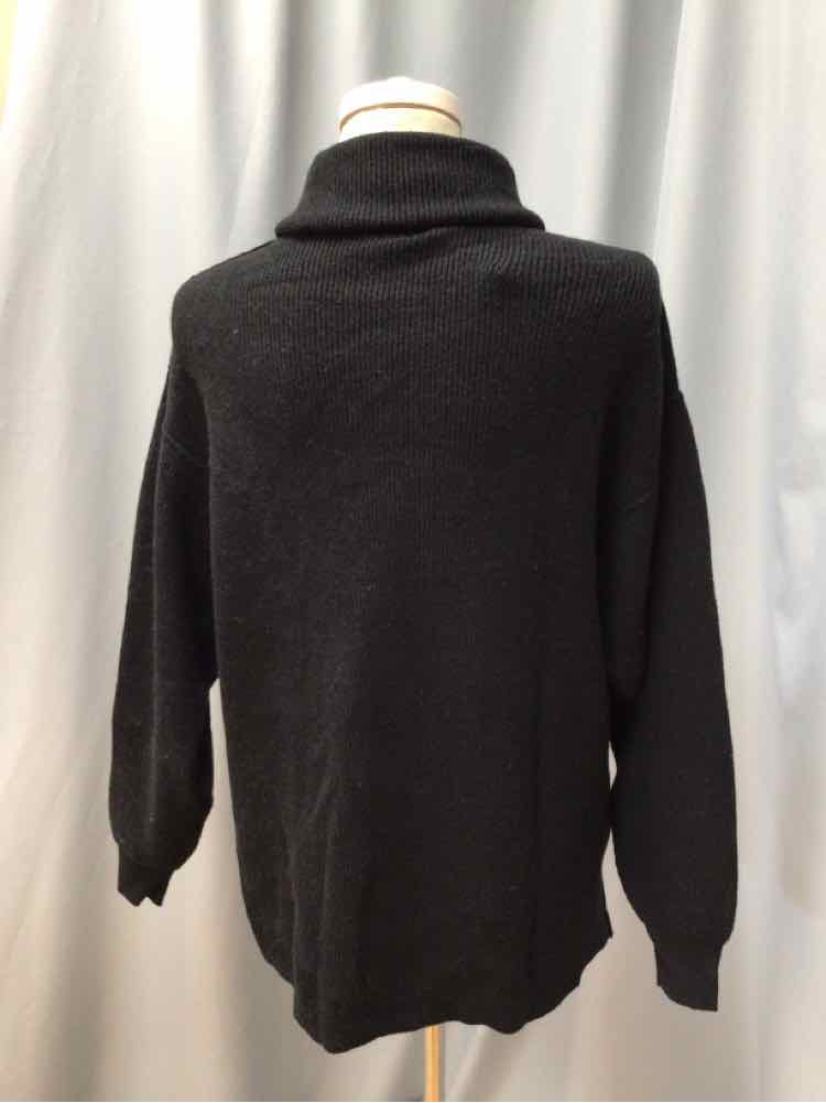 FREE PEOPLE SIZE SMALL Ladies TOP