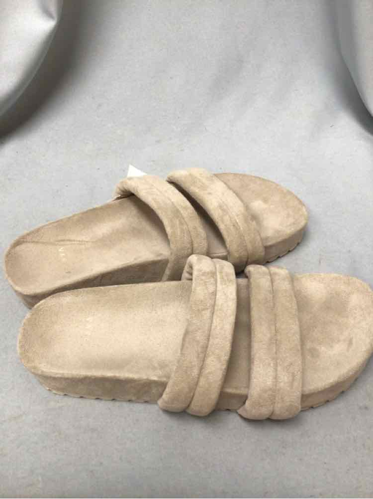 VARLEY SIZE 8 Ladies SHOES
