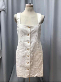 ABERCROMBIE & FITCH SIZE MEDIUM Ladies DRESS