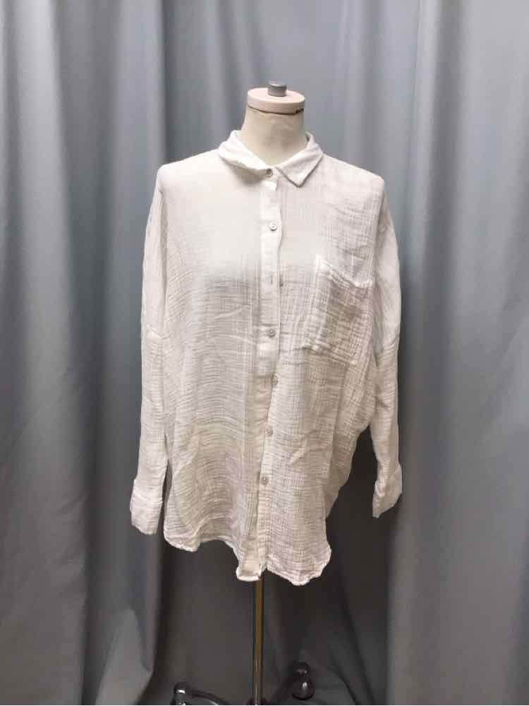AMERICAN EAGLE SIZE MEDIUM Ladies BLOUSE