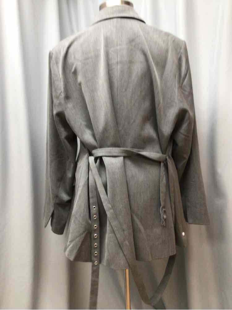 11 HONORE SIZE 24 Ladies BLAZER