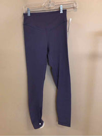 LULULEMON SIZE 4 Ladies EXERCISE