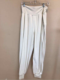 LULULEMON SIZE LARGE Ladies EXERCISE