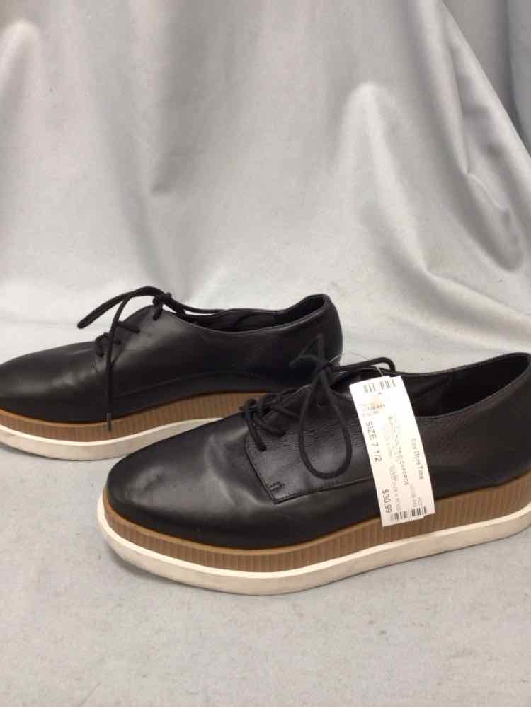 BLEECKER & BOND SIZE 7 1/2 Ladies SHOES