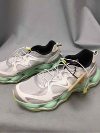 MERRELL SIZE 10 Ladies SHOES
