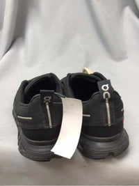 SIZE 9 1/2 ON CLOUD Men's SHOES