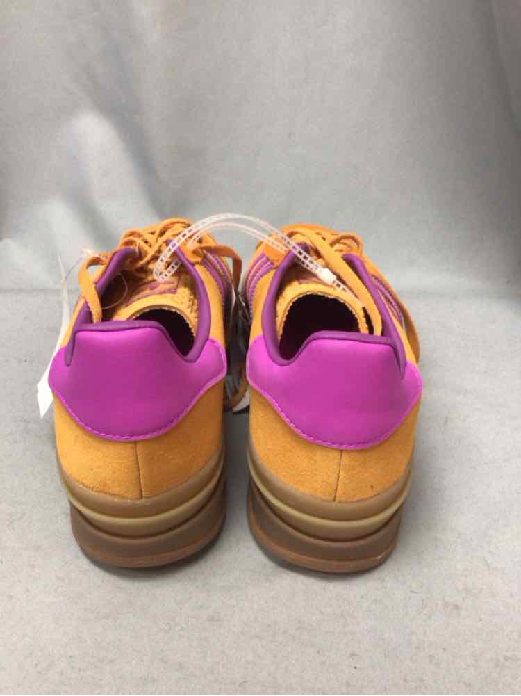 ADIDAS SIZE 11 Ladies SHOES