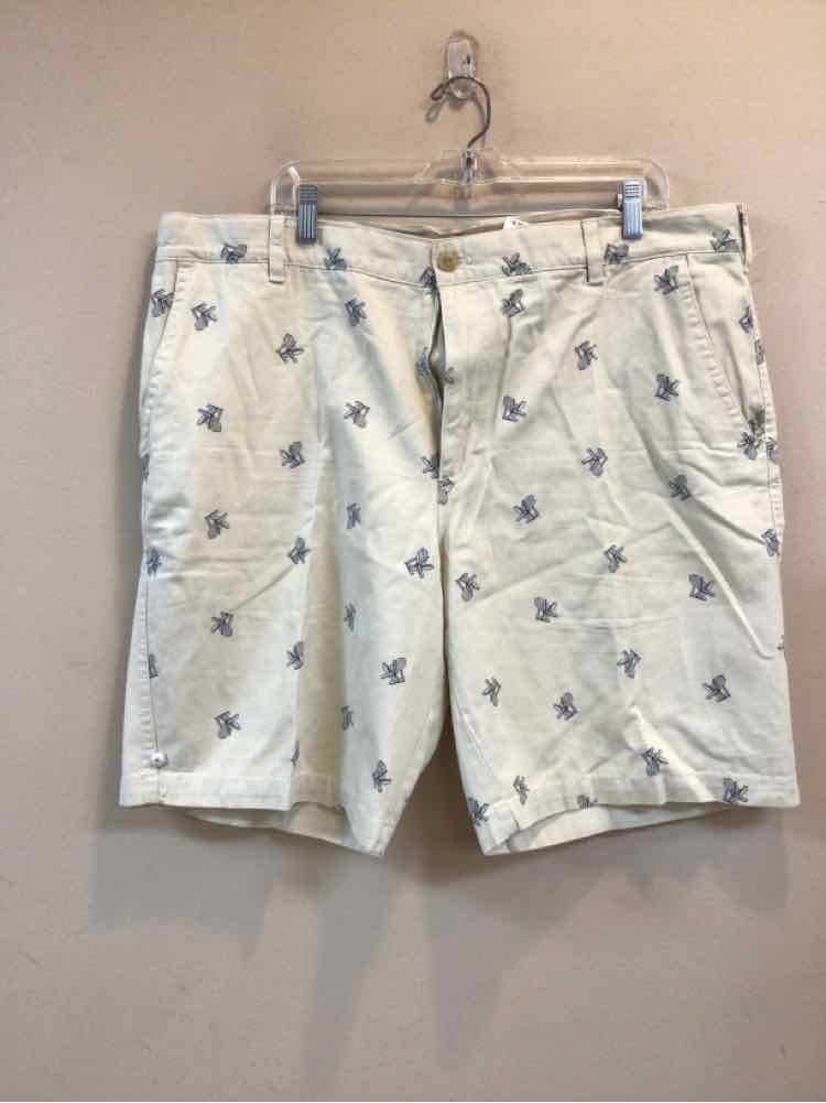 SIZE 42 IZOD Men's SHORTS