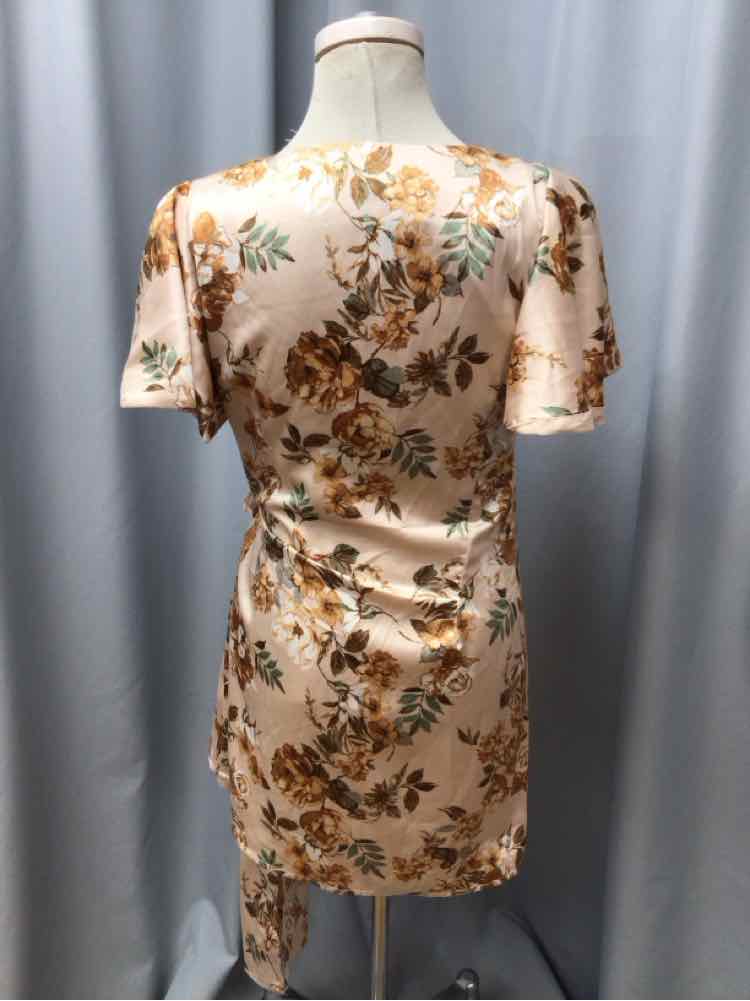 DRESS FORM SIZE SMALL Ladies DRESS