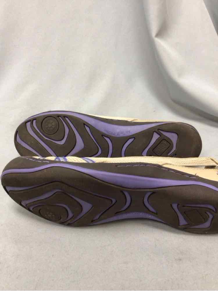 J 41 SIZE 10 Ladies SHOES
