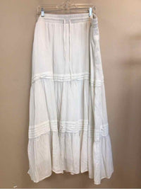 TORRID SIZE 3 X Ladies SKIRT