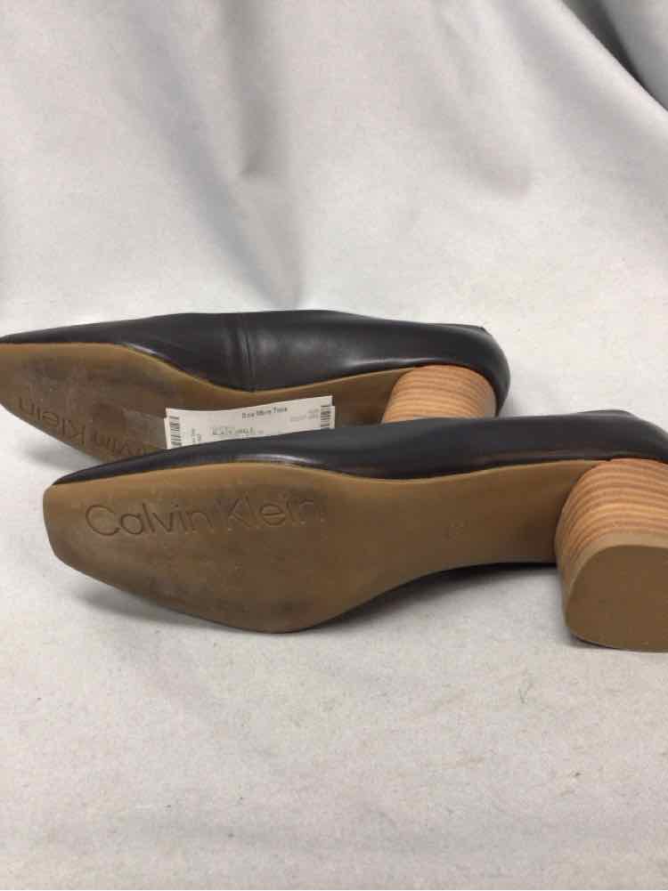 CALVIN KLEIN SIZE 8 1/2 Ladies SHOES