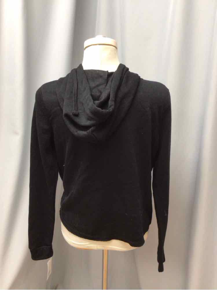 FRIENDS SIZE MEDIUM Ladies TOP