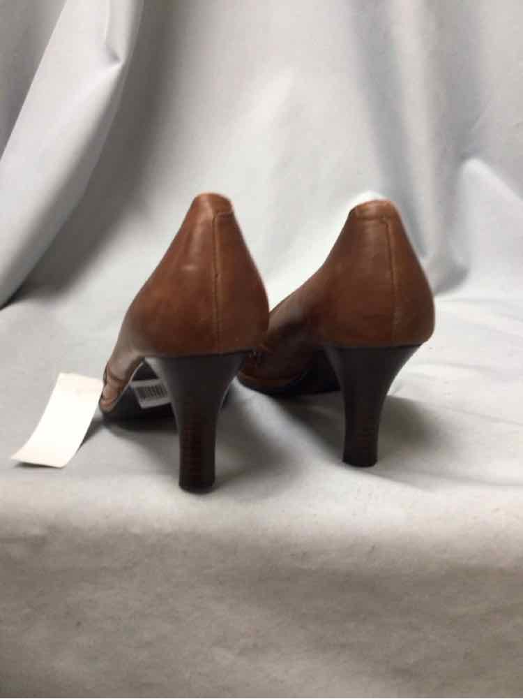 SOFT SIZE 11 Ladies SHOES