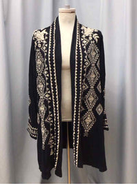 JOHNNY WAS SIZE LARGE Ladies TOP