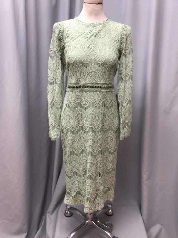 LOVE X DESIGN SIZE LARGE Ladies DRESS