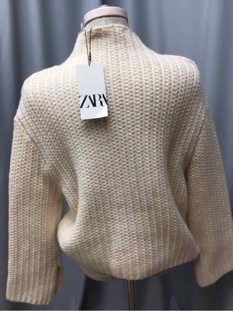 ZARA SIZE SMALL Ladies TOP