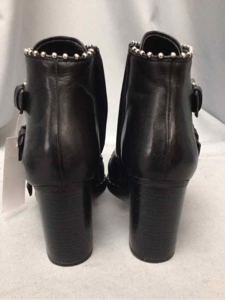 STEVE MADDEN SIZE 8 Ladies SHOES