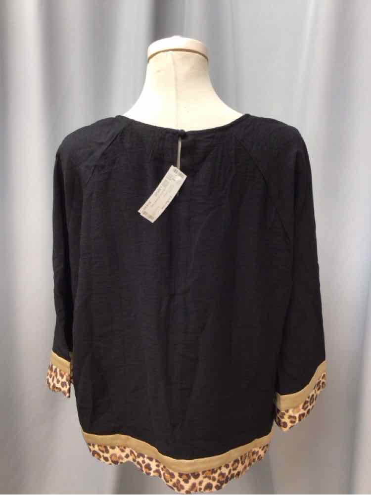 UMGEE SIZE LARGE Ladies BLOUSE