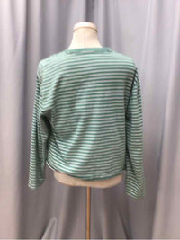 ABERCROMBIE & FITCH SIZE MEDIUM Ladies TOP