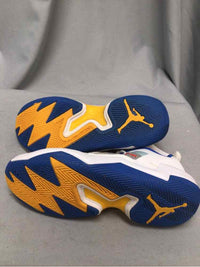 SIZE 9 1/2 AIR JORDAN Men's SHOES