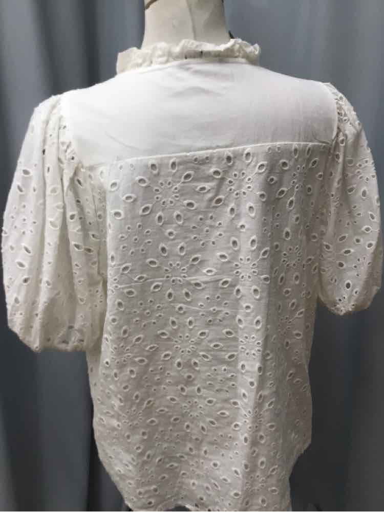 PRETTY GARDENS SIZE MEDIUM Ladies BLOUSE