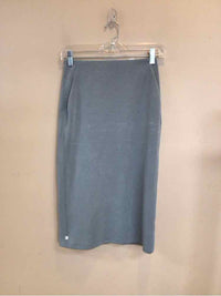 LULULEMON SIZE 4 Ladies SKIRT