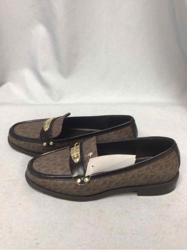 MICHAEL KORS SIZE 6 Ladies SHOES