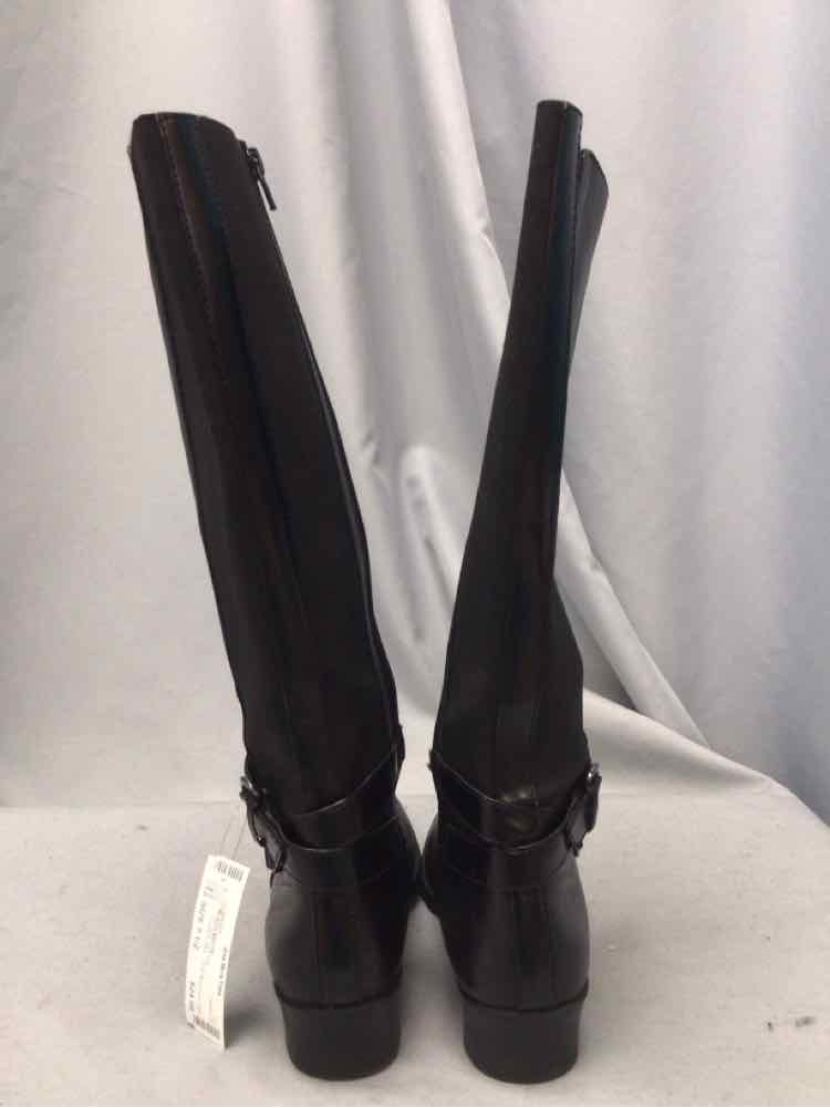 NATURALIZER SIZE 7 1/2 Ladies SHOES