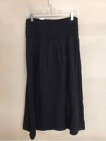 OLD NAVY SIZE MEDIUM Ladies SKIRT