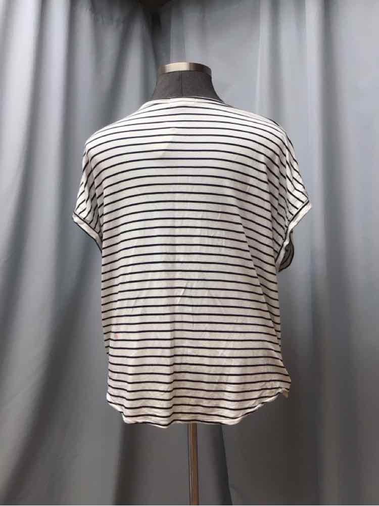 BUFFALO SIZE X LARGE Ladies TOP