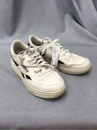 REEBOK SIZE 8 Ladies SHOES