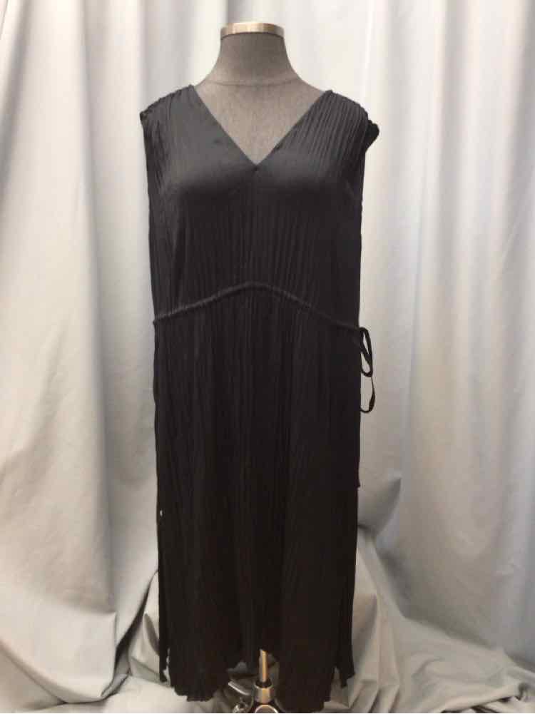 VINCE SIZE 3 X Ladies DRESS