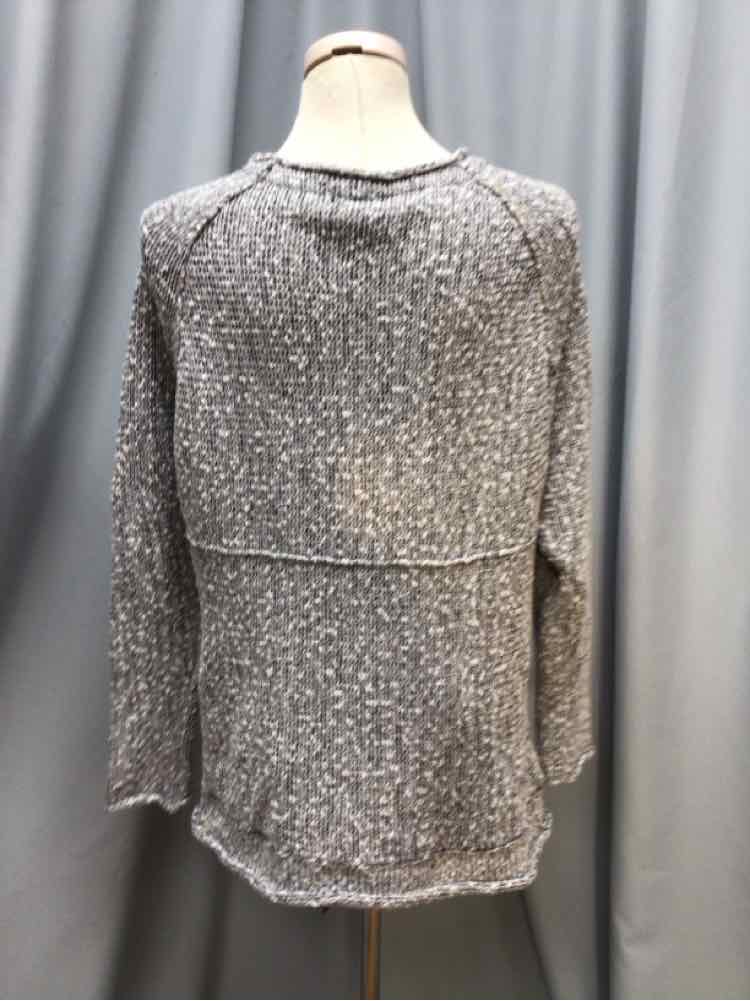 FREE PEOPLE SIZE SMALL Ladies TOP